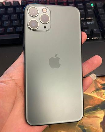 海拉尔苹果维修点分享iPhone 11 Pro黑屏小众故障解析 